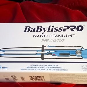 Travel flat iron
